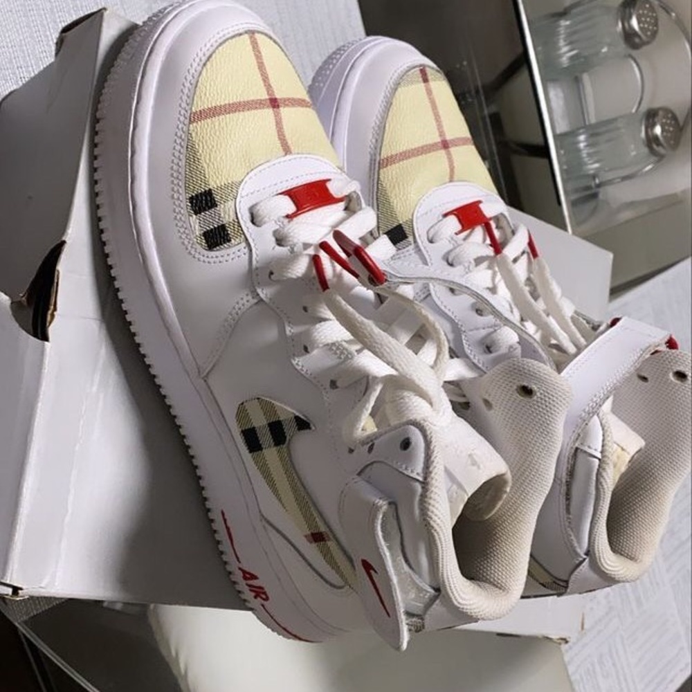 Mi’Angel Monclare custom Nike